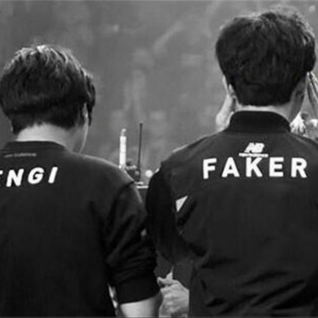 DRX公告：Zeka、BeryL选手确诊新冠