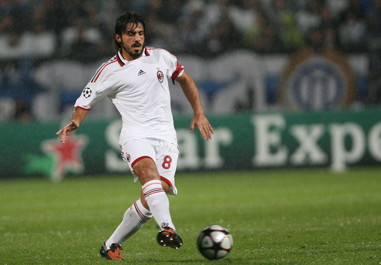 真实形态揭晓？ ThunderTalk Gaming 的纯Poke阵型几乎将所有资源投入到 Ultra Prime 中，并击败了 ThunderTalk Gaming 赢得第二场胜利。