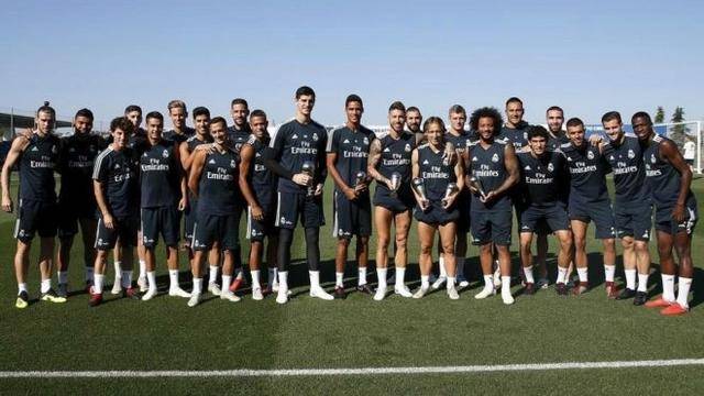 Invictus Gaming 官方：打野选手 glfs 今天离开了团队，成为自由球员