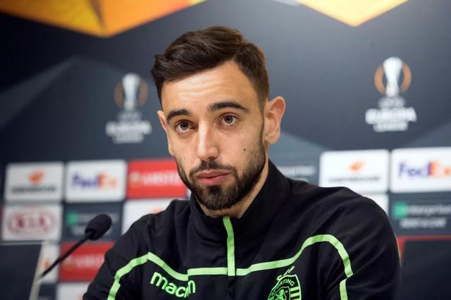 LPL今日首发名单：Karsa回归首发位，前DK上单HOYA迎来LPL首秀